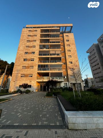 דירה, הכרם ג', עכו