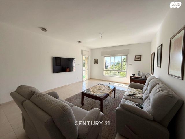 דירה, השיירות, קטמון הישנה, ירושלים