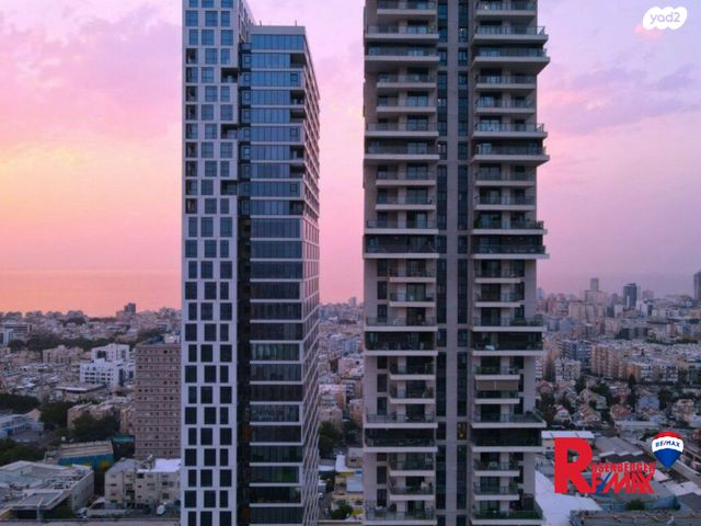 דירה, הרב ניסנבאום 37, אזור תעשיה, בת ים