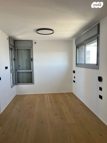 גג/ פנטהאוז, ראשון לציון 37, נתניה