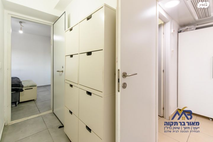 דירה, דגל ראובן 64, בר יהודה, פתח תקווה