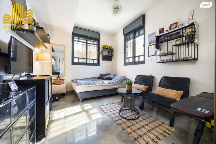 בית פרטי/ קוטג', הרותם, צמח השדה, מעלה אדומים