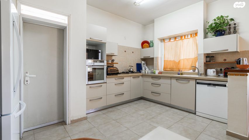 בית פרטי/ קוטג', מיתר / כרמית