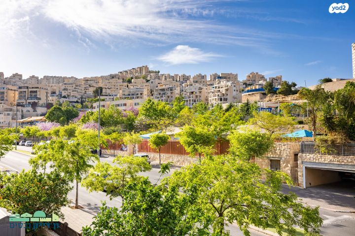 דירה, הבבא סאלי, חומת שמואל, הר חומה, ירושלים