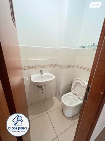 דירה, אחד העם, ראשון לציון