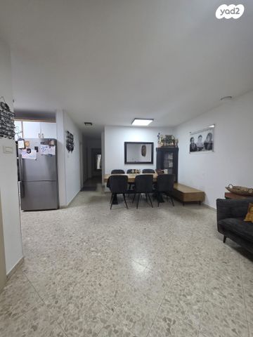 בית פרטי/ קוטג', אופקים