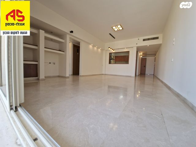 גג/ פנטהאוז, דוד אלרואי, הרצליה