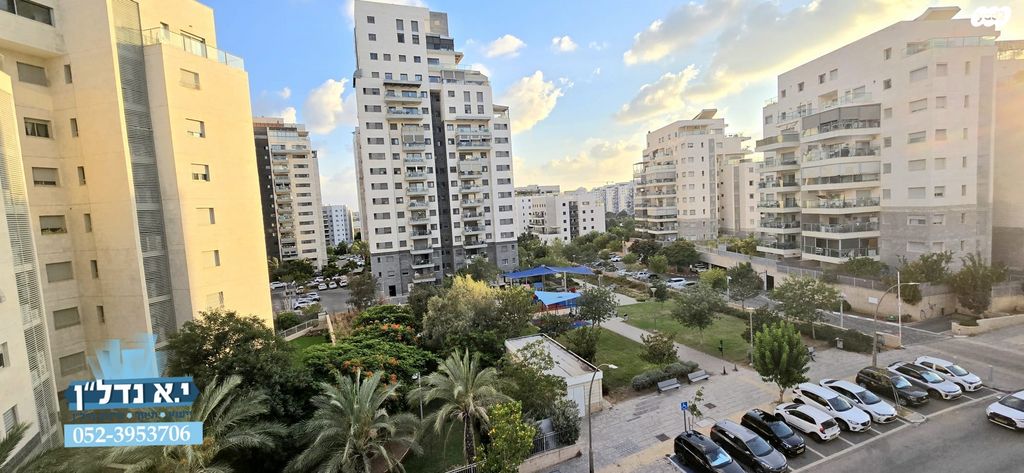 דירה, התורן, נאות רבין, יבנה