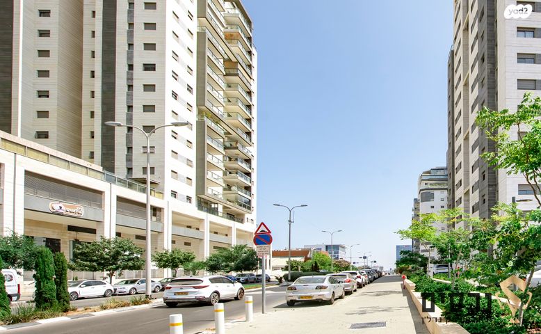 דירה, הסיבים, שאר העיר, גבעת שמואל