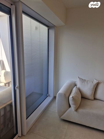 דירה, תוצרת הארץ, נחלת יצחק, תל אביב יפו