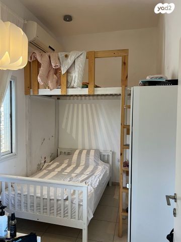 בית פרטי/ קוטג', החרוב, שקד, שקד