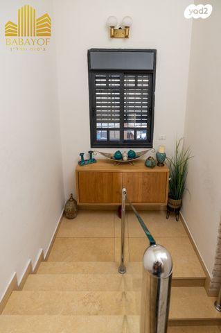 בית פרטי/ קוטג', הרותם, צמח השדה, מעלה אדומים