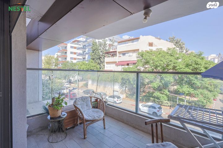 דירה, אבן גבירול, מרכז, הרצליה