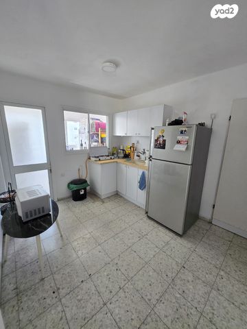 דירה, המצביאים 9, נאות יצחק, לוד