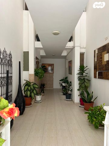 דירה, שרה ואהרון אהרונסון, נווה מנחם, באר שבע