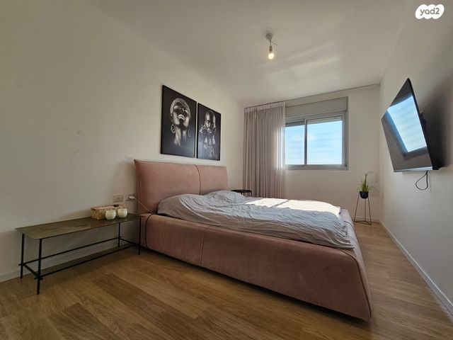 דירה, חיים חפר, הרקפות, ראשון לציון