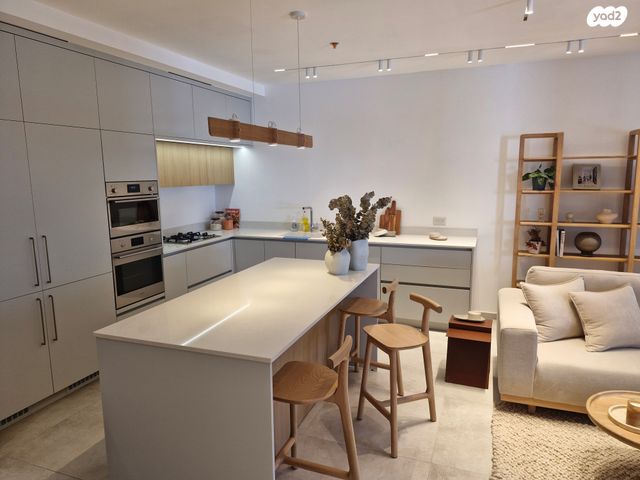 דירה, תוצרת הארץ, נחלת יצחק, תל אביב יפו