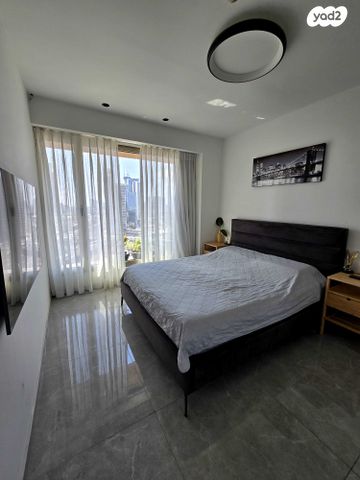 דירה, דרך מנחם בגין 3, בורסה, רמת גן