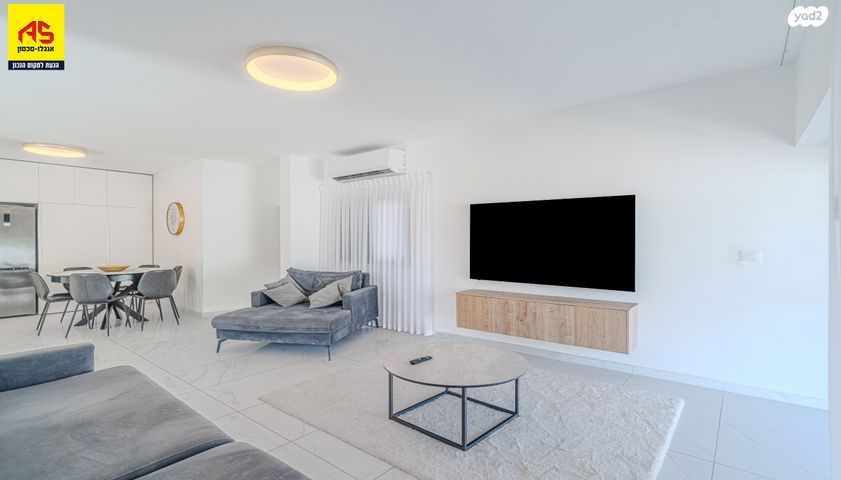 דו משפחתי, אשקלון