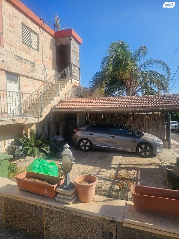 בית פרטי/ קוטג', נחמיה, שיכון ג, טבריה