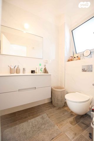 דירה, קרל פופר 11, נתניה