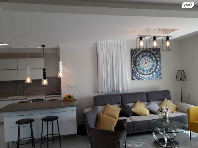 גג/ פנטהאוז, איש מצליח 1, חומת שמואל, הר חומה, ירושלים