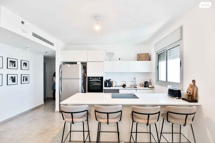 דירה, קרל פופר 11, נתניה