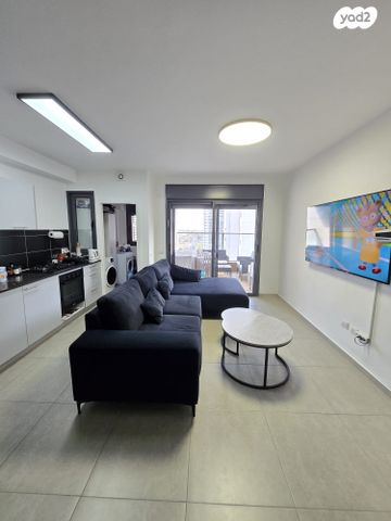 חיים לסקוב 7