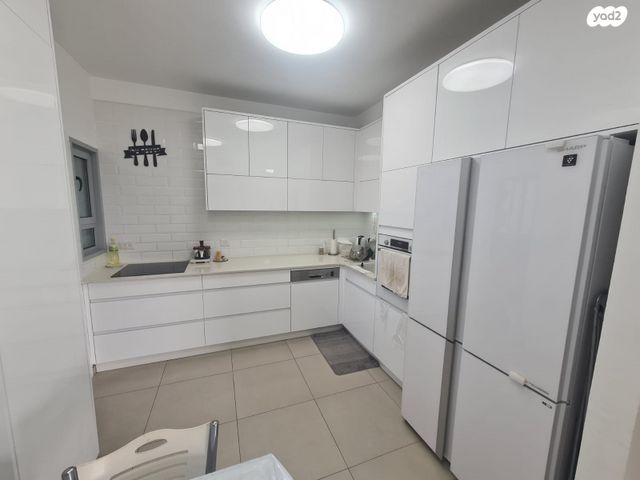 דירה, ברתיני גארי, נווה עופר, תל כביר, תל אביב יפו