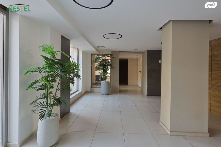 דירה, אבן גבירול, מרכז, הרצליה