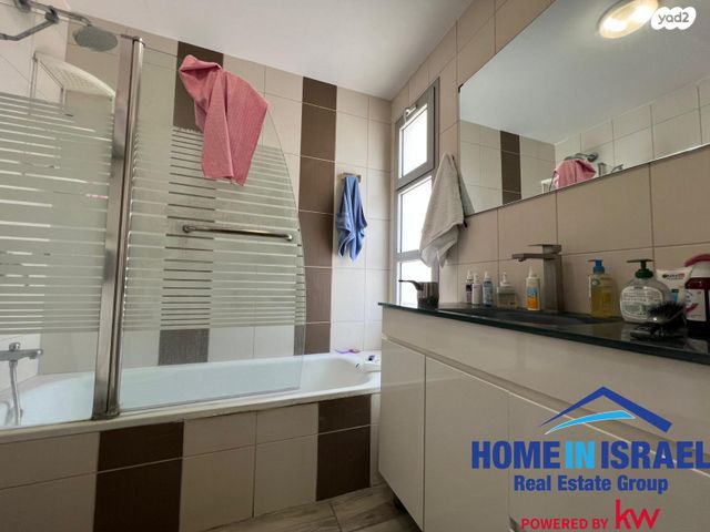 דירה, שדרות ניצה, צפון מערב מרכז העיר, נתניה