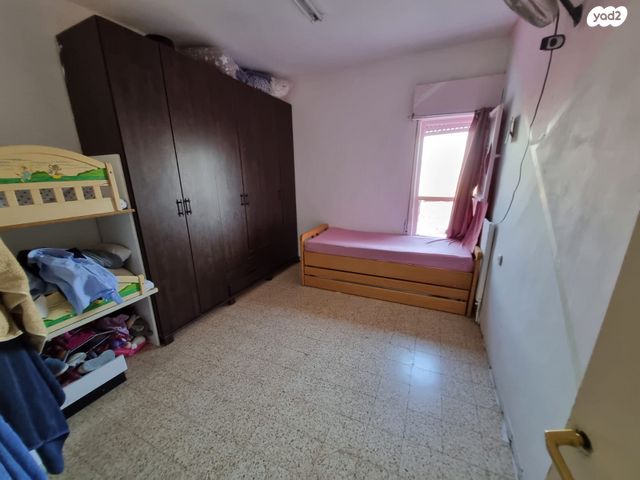 דירה, מעגלות הרב פרדס, נווה יעקב, ירושלים