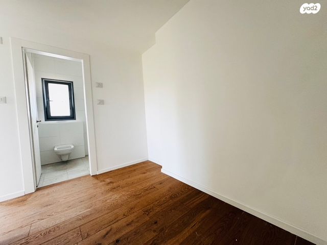 דירה, שמואל יבנאלי, תל גנים, גבעתיים