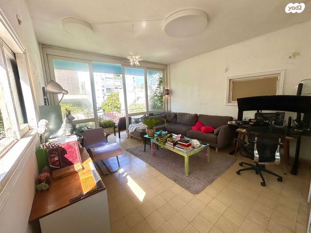 מרכז בעלי מלאכה 11