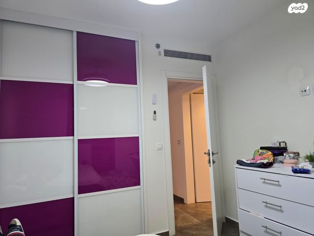 דירה, שלמה אלירז, ראשון לציון