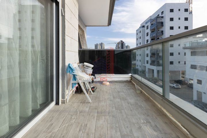 דירה, משה לב עמי 9, רמת אפרים, נתניה