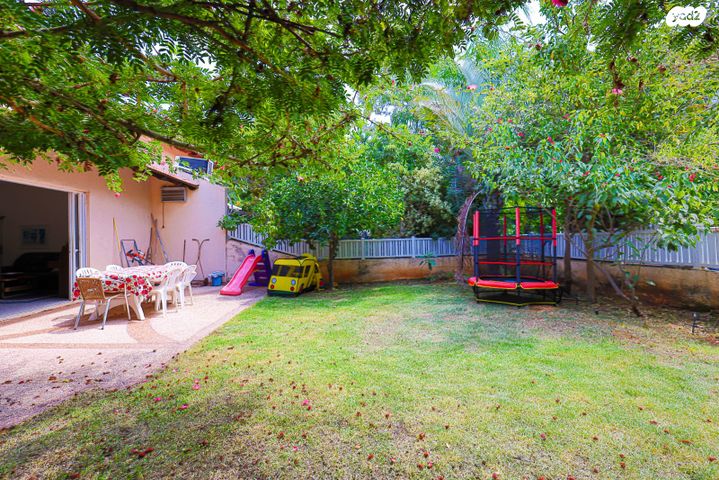 דו משפחתי, דבורה הנביאה 8, קפלן, בנה ביתך, כפר סבא