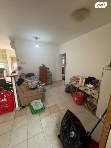 דירה, יהודה הלוי, רמב"ם, ראשון לציון