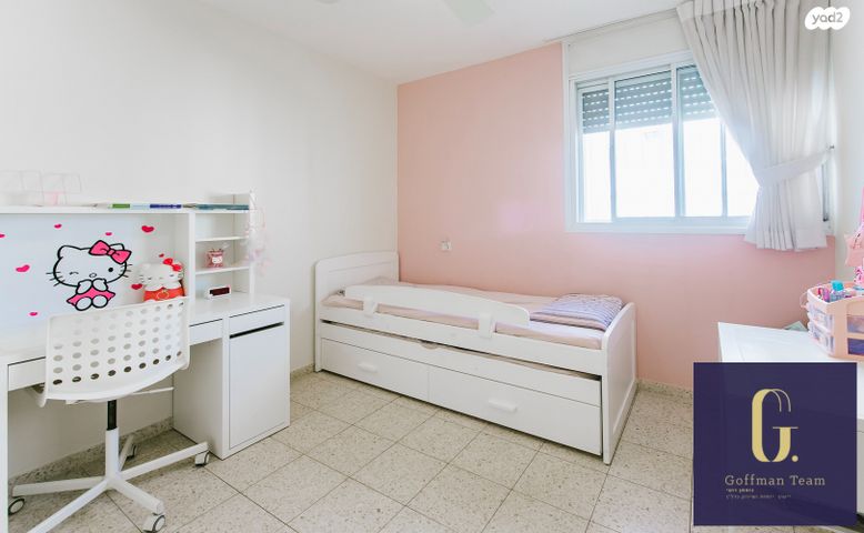 דירה, עתלית, הדר המושבות הותיקה / אם המושבות הותיקה, פתח תקווה