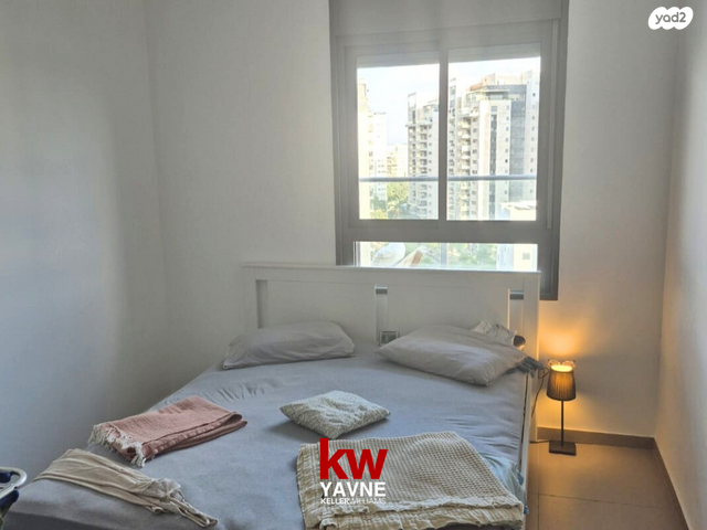 דופלקס, שדרות הרצל 6, נאות שמיר, יבנה