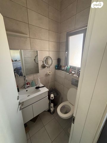 דירה, אהוד מנור, נווה זמר, רעננה