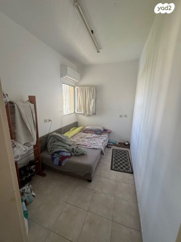 דירה, יהודה הלוי, רמב"ם, ראשון לציון