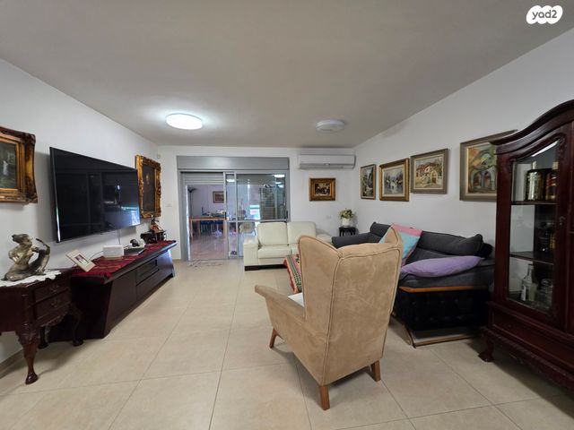 גג/ פנטהאוז, אופקים