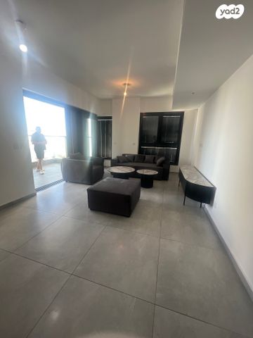 דירה, אריק איינשטיין 1, דרום חדש, פארק הים, בת ים