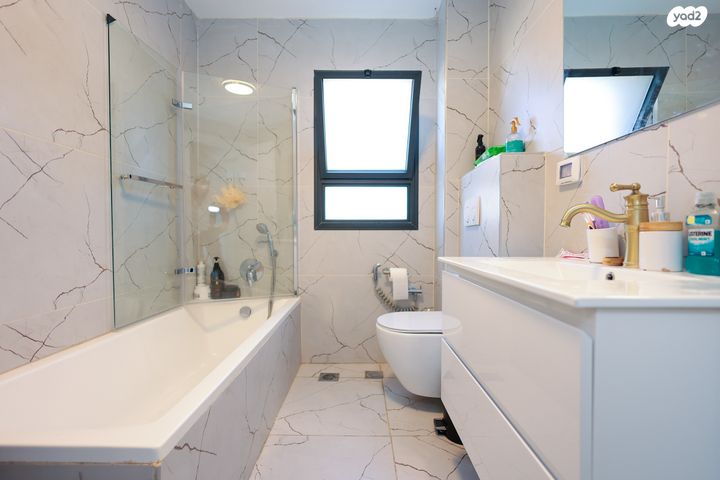 דו משפחתי, מרום כנען איביקור, צפת