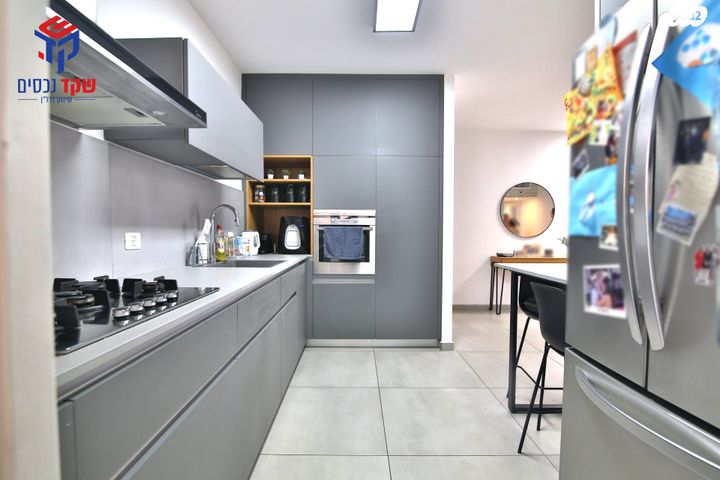 דירה, מנחם בגין, נווה גנים, קרית מוצקין