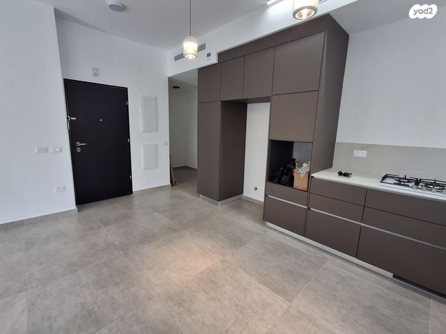 דירה, כפר סבא