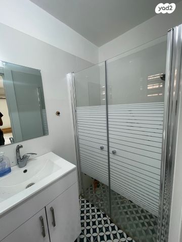 דירה, גיורא יוספטל 14, שכונה ד', באר שבע