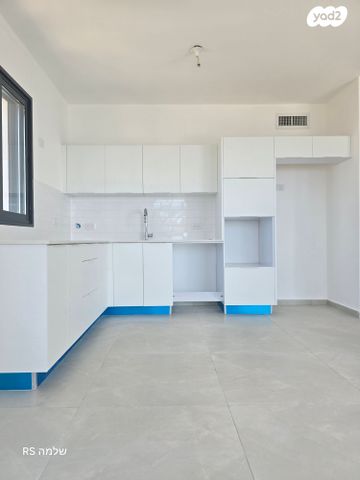 דירה, אמנון ליפקין שחק 3, נוף הטיילת, נתניה