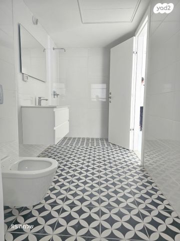 דירה, אמנון ליפקין שחק 3, נוף הטיילת, נתניה